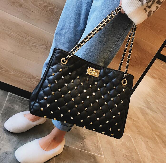 wholesale womens handbag rivet women shoulder bag large embroidered leather fashion handbags personalized rivets leathers chain bags
wholesale womens handbag rivet women shoulder bag large embroidered leather fashion handbags personalized rivets leathers chain bags