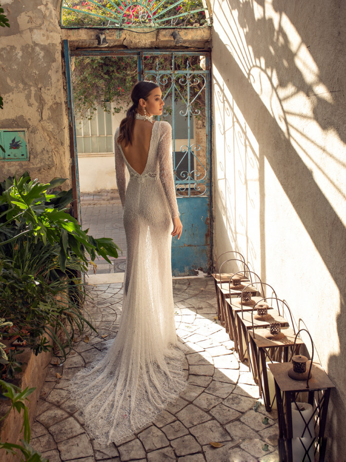 Vintage 2019 Mermaid Wedding Dresses Crystal High Neck Lace Bridal Gowns Backless Trumpet Plus Size Long Sleeves Garden wedding dress