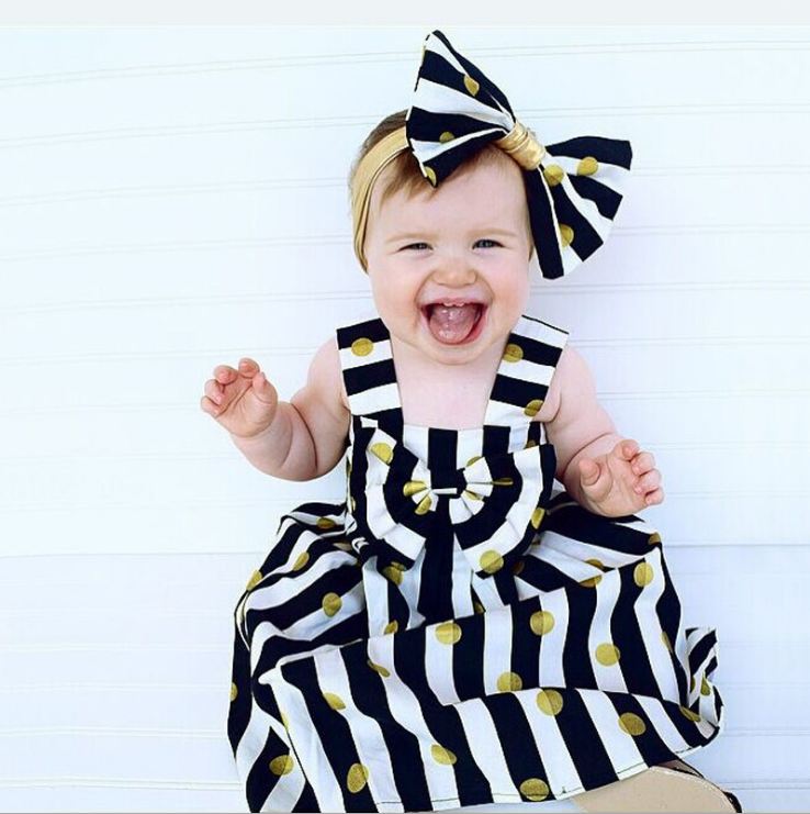 Baby girls clothing girls Tracksuits fashion Winter Cartoon clothing top and pants wholesale
Baby girls clothing girls Tracksuits fashion Winter Cartoon clothing top and pants wholesale