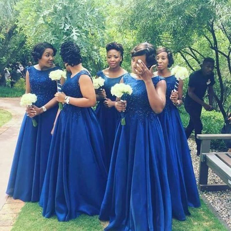 Royal Blue Scoop Neck Satin Bridesmaid Dress with Lace Appliques 2020 Lace Up Back Formal Party Dresses Elegant