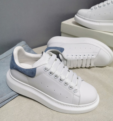 2020 Luxury platform Fashion Designer Men Women shoes sneakers Leather Velvet black White Red Flat casual shoes Platform Trainers 5-11, Red tail
2020 Luxury platform Fashion Designer Men Women shoes sneakers Leather Velvet black White Red Flat casual shoes Platform Trainers 5-11, Red tail