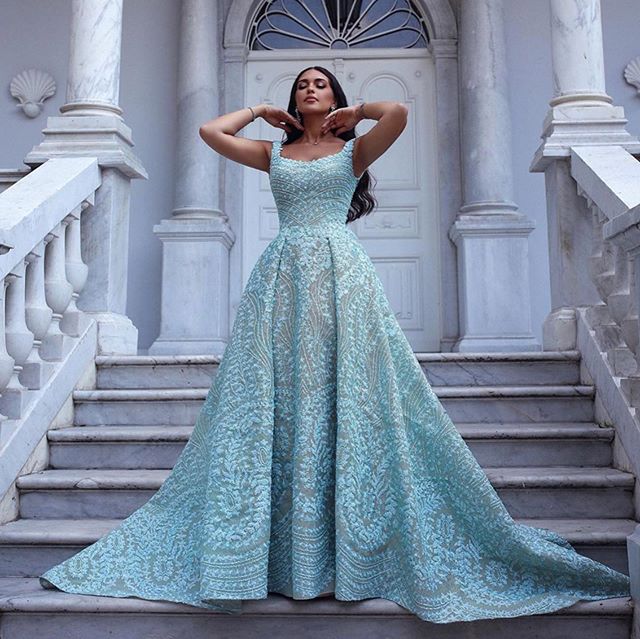 2020 Blue Evening Dresses Lace Appliqued Scoop Neck A Line Sleeveless Prom Dress Party Gowns Abendkleider robe de soiree