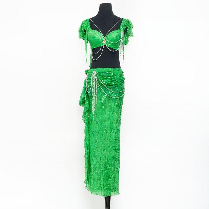 women Fashion Belly Dance Costumes ladies Sexy sequin Tassel dance Clothes BellyDancing Suit Practice wear dancer bra & skirt, Black
women Fashion Belly Dance Costumes ladies Sexy sequin Tassel dance Clothes BellyDancing Suit Practice wear dancer bra & skirt, Black