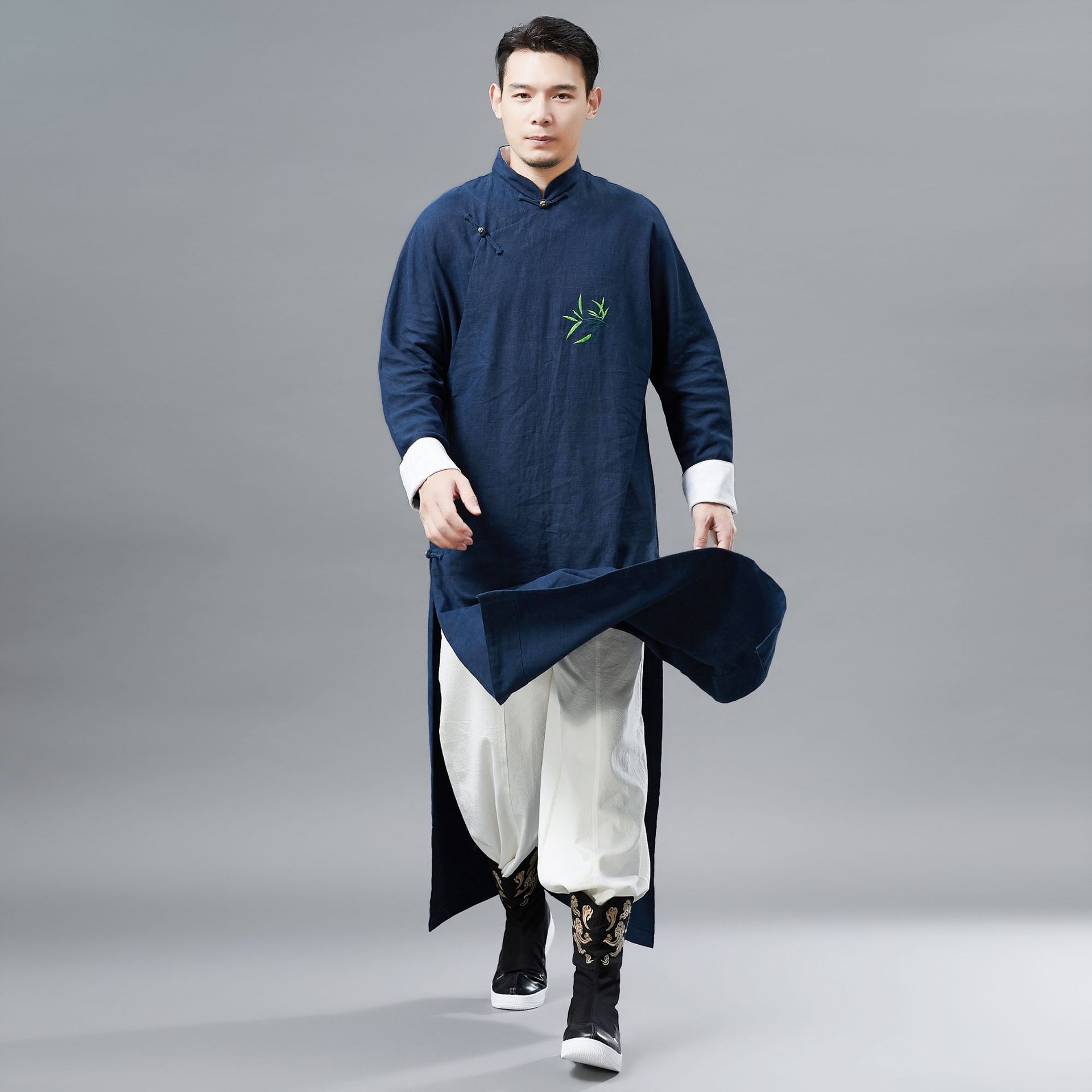 Spring Autumn New Embroidered Bamboo Long Gown Men Chinese Ethnic Style Long Hanfu Robe Ancient Ethnic Linen Cotton Clothing Man