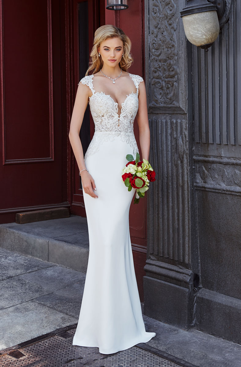 Mermaid Elegant Lace Wedding Dresses Sheer Plunging Neck Bridal Gowns See Through Buttons Back Sweep Train Robes De Mari E