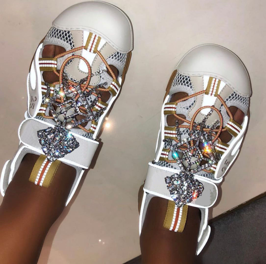 New European Classic Luxury Style Ladies Sandals Flat-soled Slippers Fashion Shoes Water drill decorative mesh leather splicing material, Green
New European Classic Luxury Style Ladies Sandals Flat-soled Slippers Fashion Shoes Water drill decorative mesh leather splicing material, Green