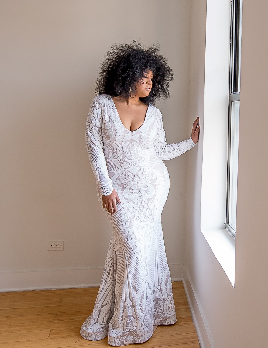 2019 Plus Size Wedding Dresses Deep V Neck Lace Appliques Floor Length Mermaid Long Sleeve Wedding Dress Custom Country Bridal Gowns