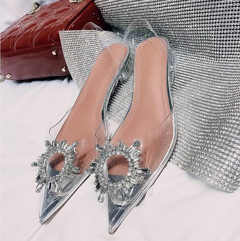 Perfect Official Quality Amina Begum Flat Sandals Crystal-embellished Satin Slingback Pumps Muaddi Crystal Elasticated Strap Shoe, Same as the picture
Perfect Official Quality Amina Begum Flat Sandals Crystal-embellished Satin Slingback Pumps Muaddi Crystal Elasticated Strap Shoe, Same as the picture