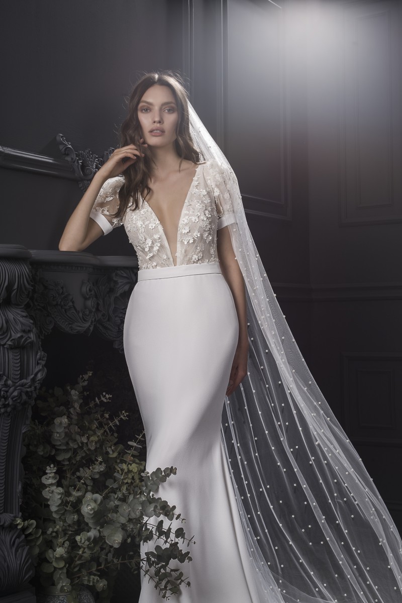 Hod Lihi Beaded Mermaid Wedding Dresses Sheer Deep V Neck Short Sleeves Bridal Gowns Sweep Train D Appliqued Robes De Mari E