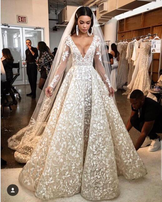 evening dress youself aljasmi vneck card shoulder long sleeve ball gown floor length zipper peplum lace mop the floor long veil, Same with picture
evening dress youself aljasmi vneck card shoulder long sleeve ball gown floor length zipper peplum lace mop the floor long veil, Same with picture
