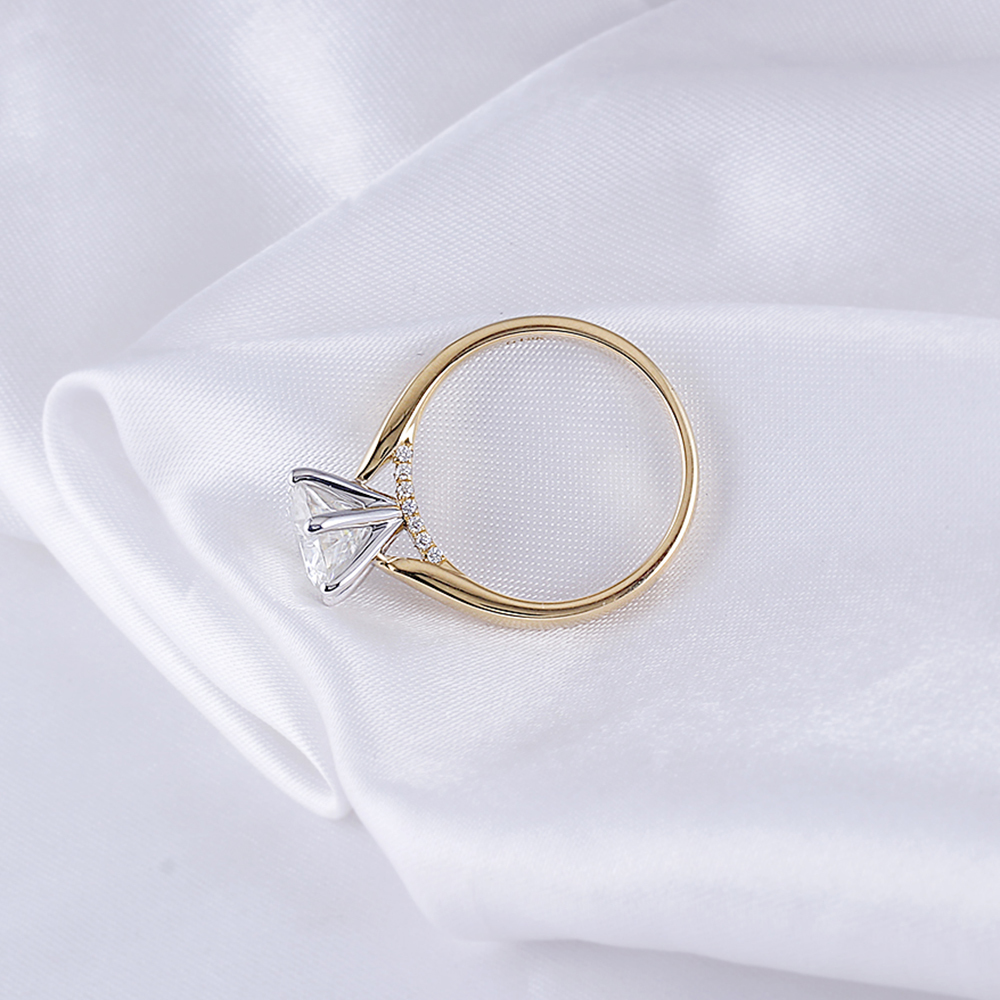 Transgems 14k 585 Two Tone Gold Moissanite Engagement Ring For Women Center 2ct 8mm F Color Moissanite Gold Ring With Accent Y19061203