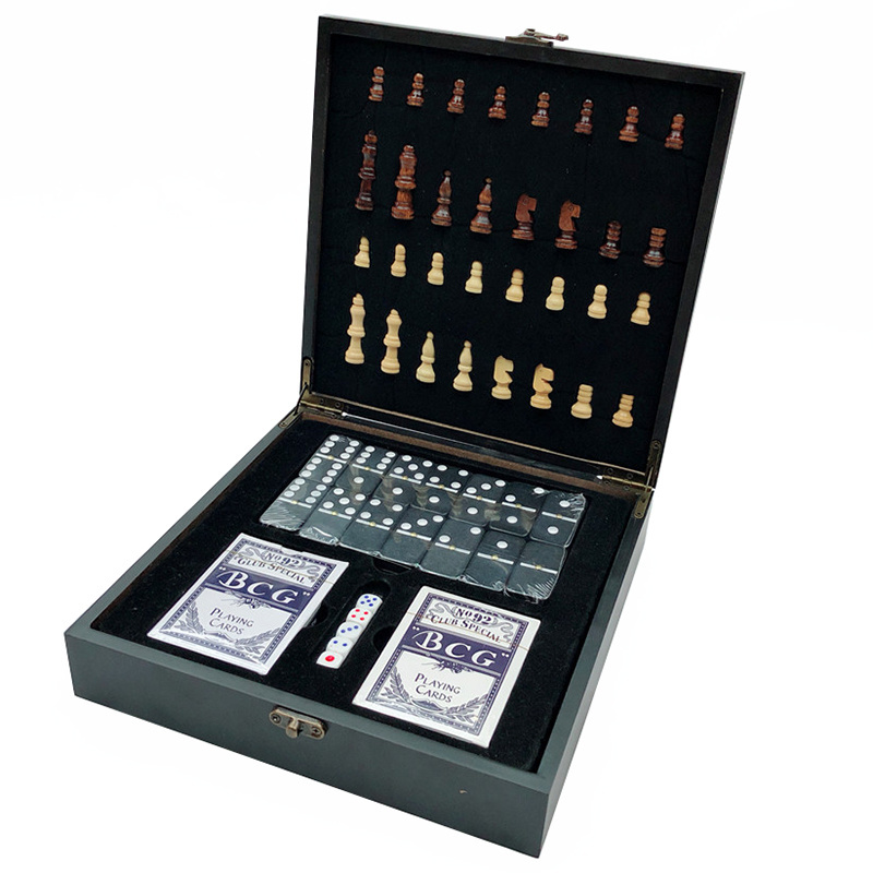 4 In 1 Wooden International Chess + Poker + DIce + Domino Family Party Entertainment Table Board Games Y200421
4 In 1 Wooden International Chess + Poker + DIce + Domino Family Party Entertainment Table Board Games Y200421