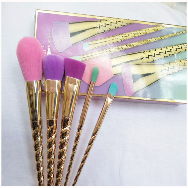 Makeup brushes sets cosmetics brush 5 bright color rose gold Spiral shank make-up brush unicorn screw makeup tools Free shipping
Makeup brushes sets cosmetics brush 5 bright color rose gold Spiral shank make-up brush unicorn screw makeup tools Free shipping