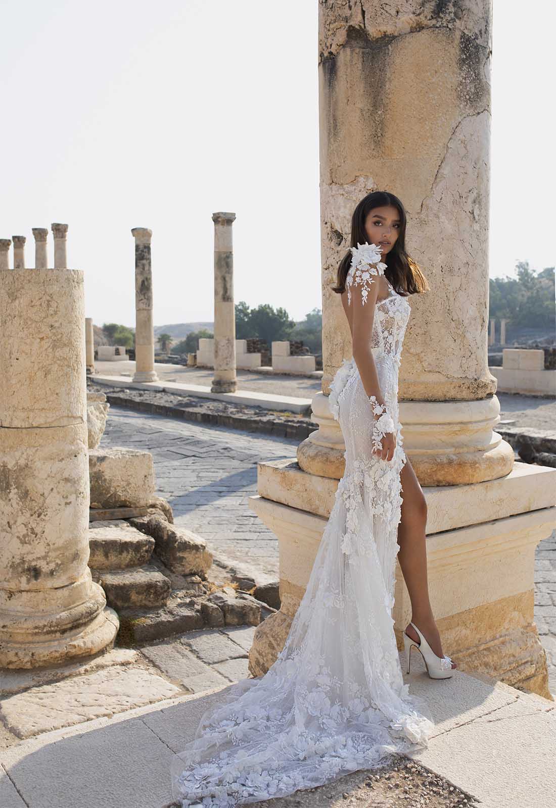 2020 Beach Mermaid Wedding Dresses Thigh High Slit Sheer Neck Lace Floral Appliques Wedding Gowns vestido de novia Custom Made