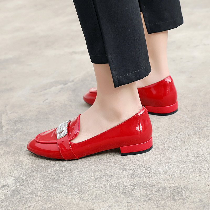 Hot Sale-Top Quality Office Dress Flat Shoes Genuine Leather Women Loafers Shoes Fashion Letter Design Casual Shoes Red Black White
Hot Sale-Top Quality Office Dress Flat Shoes Genuine Leather Women Loafers Shoes Fashion Letter Design Casual Shoes Red Black White