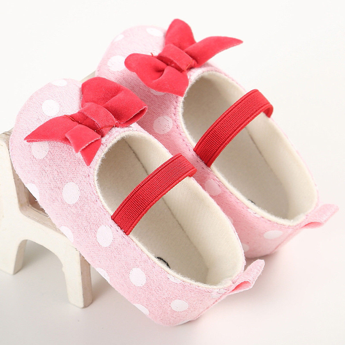 Infant Baby Kids Soft Sole Princess Shoes Bowknot Girl Toddler Baby Suede Leather Crib Shoes Polka Dot Moccasin Shoes
Infant Baby Kids Soft Sole Princess Shoes Bowknot Girl Toddler Baby Suede Leather Crib Shoes Polka Dot Moccasin Shoes