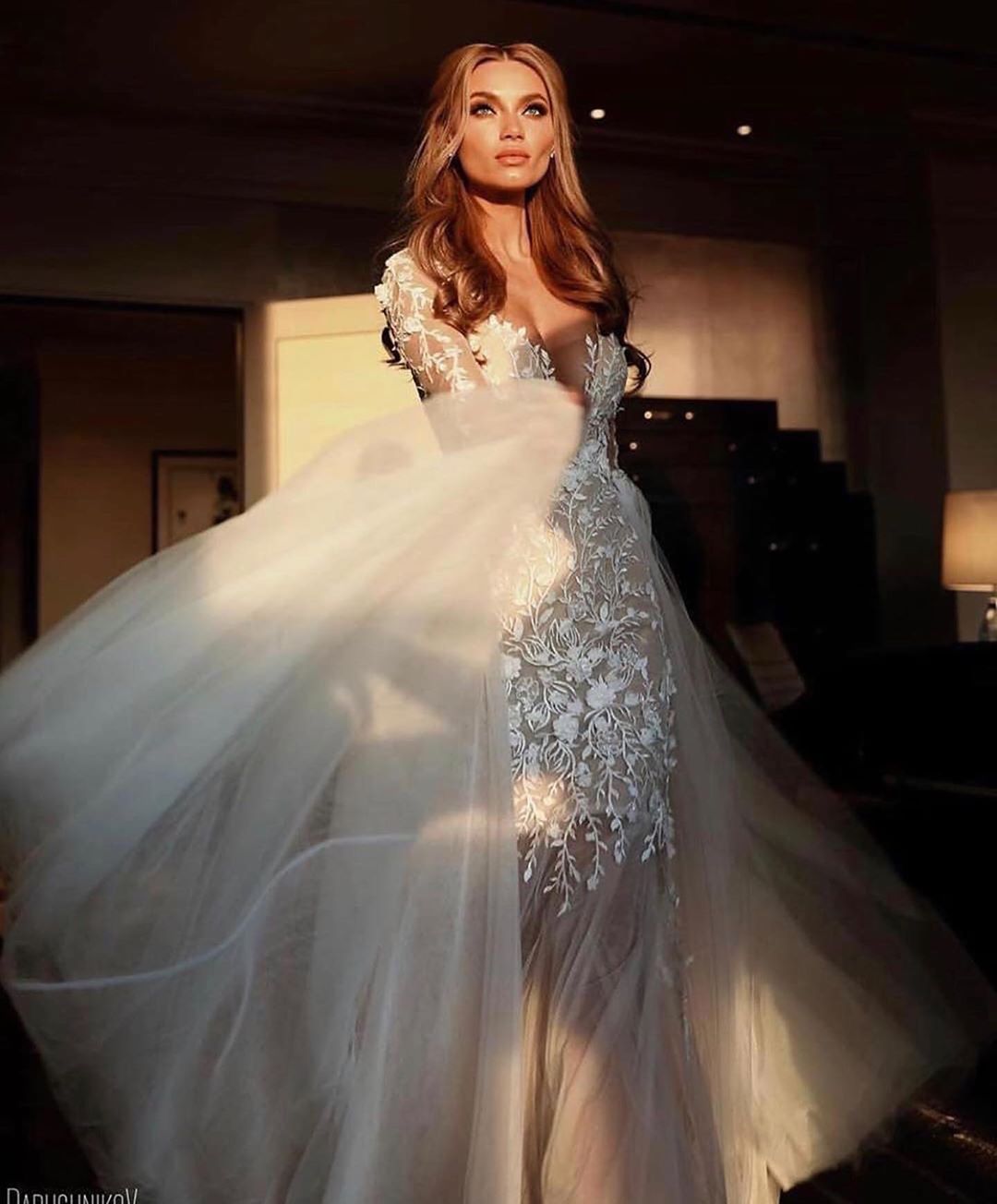 Berta Lace Stunning Mermaid Wedding Dresses Deep V Neck Long Sleeves Backless Bridal Gowns With Detachable Train Trumpet Robe De Marie