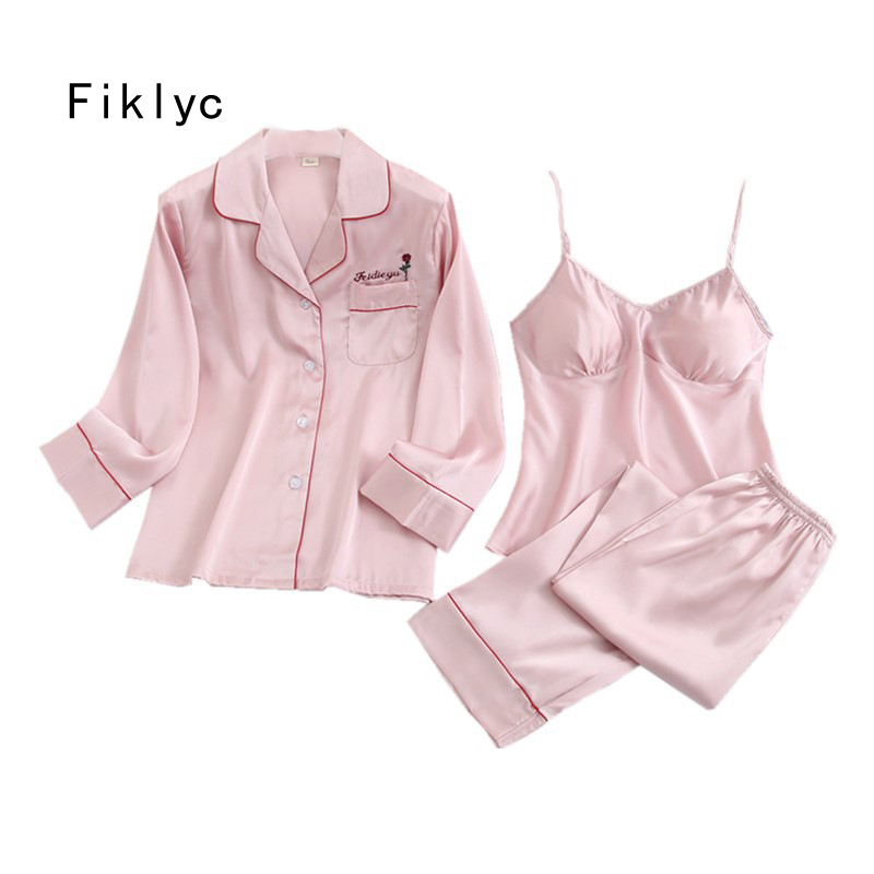 Fiklyc underwear three-pieces women's autumn long sleeve bathrobe + sleeveless tops + long pants padded satin pajamas sets NEW, Green set
Fiklyc underwear three-pieces women's autumn long sleeve bathrobe + sleeveless tops + long pants padded satin pajamas sets NEW, Green set