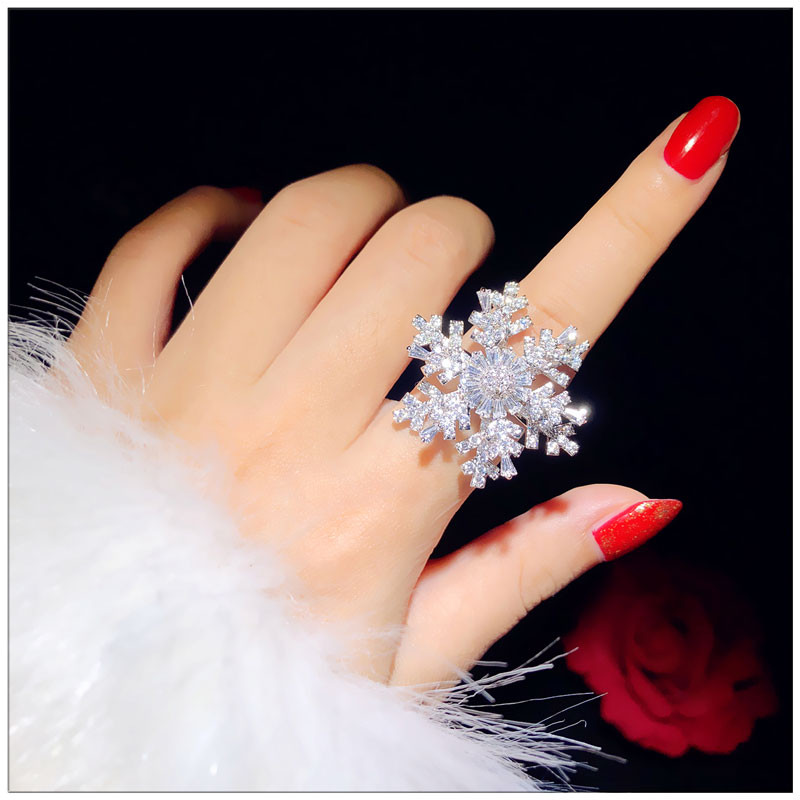 Cluster Rings For Women S925 Silver Double Layer Snowflake Rotatable Open Ring Cubic Zirconia Personality Index Finger Fine Jewelry
Cluster Rings For Women S925 Silver Double Layer Snowflake Rotatable Open Ring Cubic Zirconia Personality Index Finger Fine Jewelry