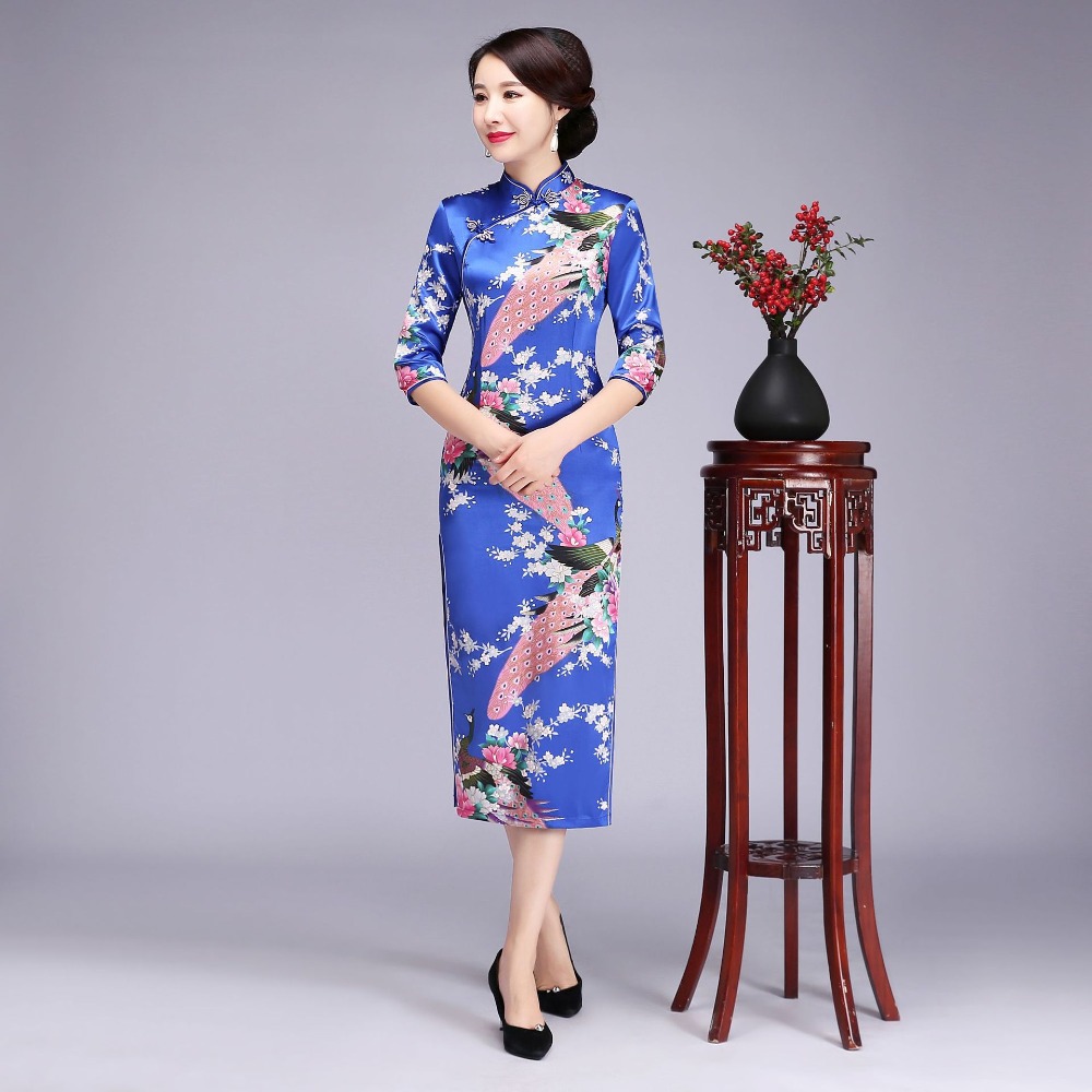 Plus Size 6XL Chinese Traditional cheong-sam Long Qipao Sexy Furcal Slim Sociality Dress Half Sleeve Vintage Women Long Dress
Plus Size 6XL Chinese Traditional cheong-sam Long Qipao Sexy Furcal Slim Sociality Dress Half Sleeve Vintage Women Long Dress