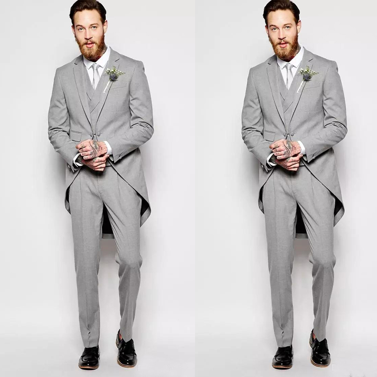 Light Gray Men Wedding Tuxedos 3 Pieces Tailcoat Groom Wear Custom Made Peaked Lapel Formal Blazer