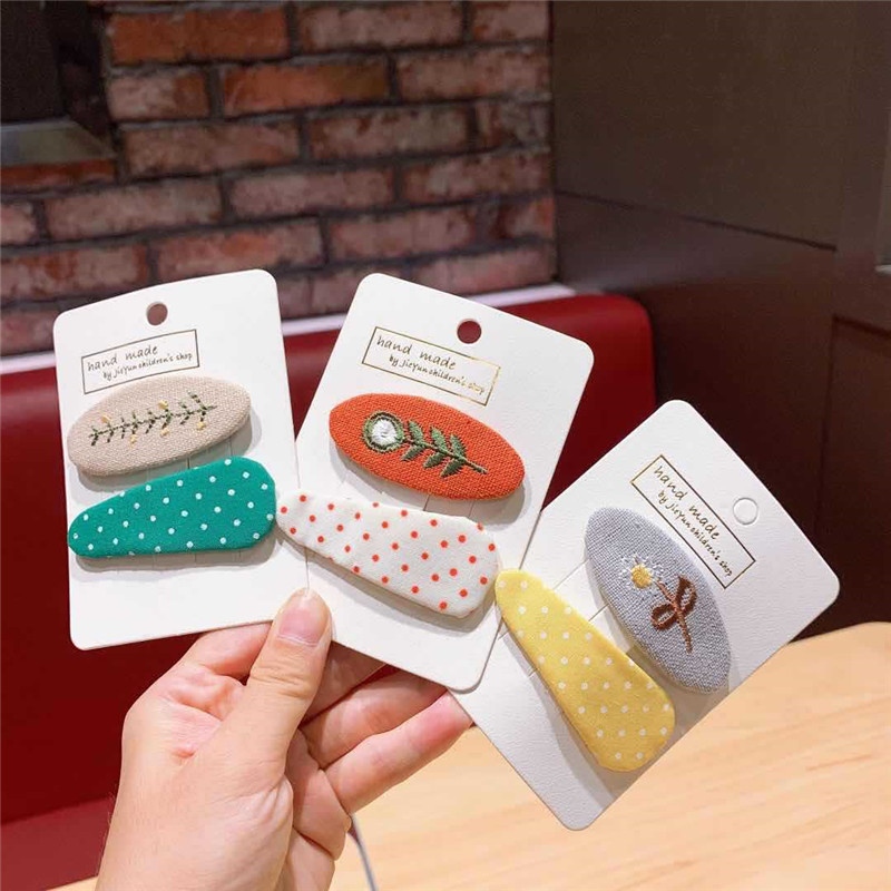 Korean Version Of Cloth Solid Color Hair Clip Embroidery Plant Multi-Sided Hair Clip Triangle Dot Accessories, A6
Korean Version Of Cloth Solid Color Hair Clip Embroidery Plant Multi-Sided Hair Clip Triangle Dot Accessories, A6