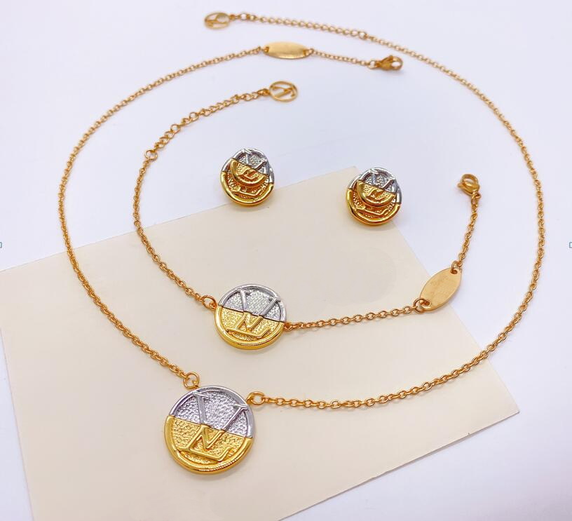 Europe America Style Jewelry Sets Lady Women Engraved V Initials L to V Double Color Gold Coin Necklace Earrings Bracelet Sets, No original box