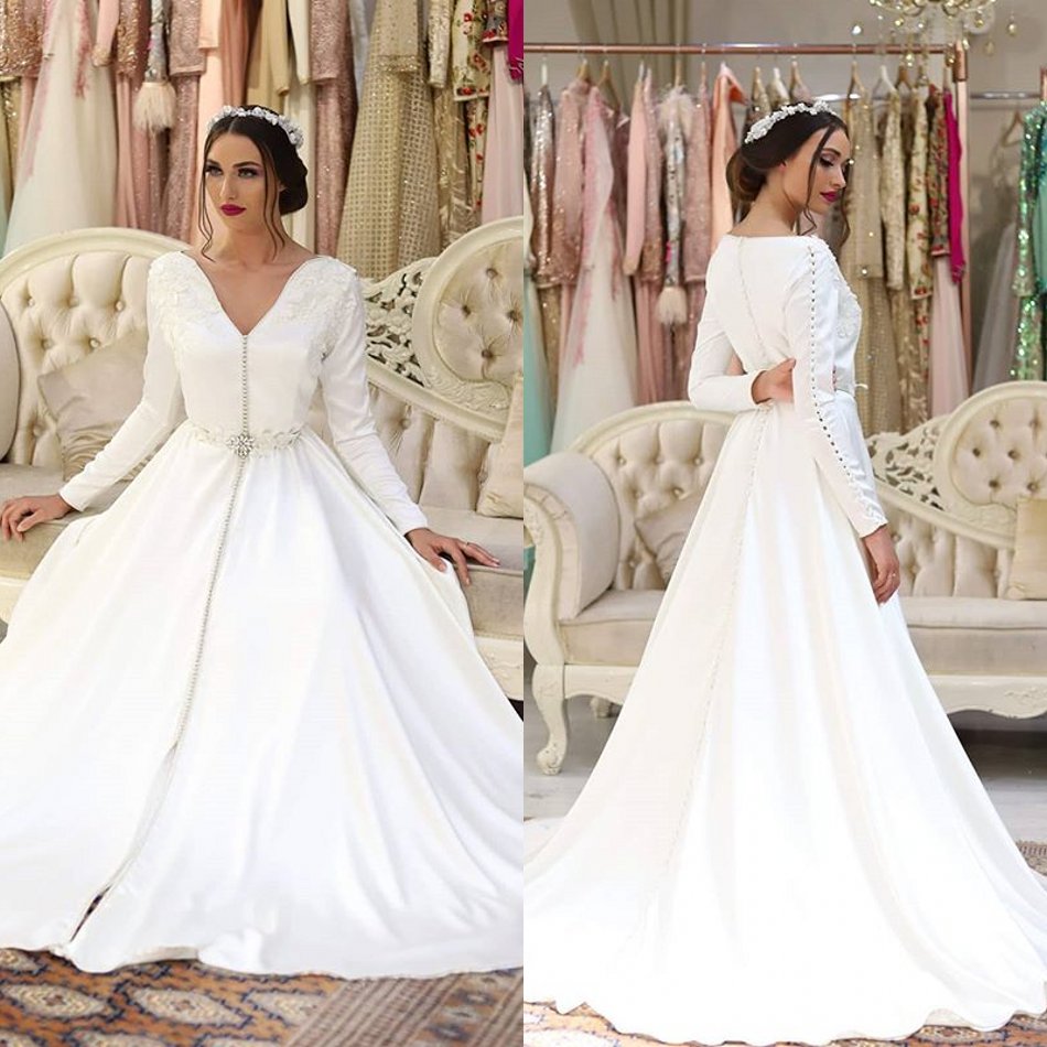 Long Sleeve White Muslim Wedding Dresses V Neck Beads Lace Appliqued Bridal Gowns Sweep Train Church Garden Wedding Dress robe de mariée
