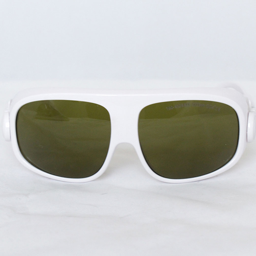 Laser Protective Goggle,Safety Protection Glasses,200-450nm&800-2000nm OD4+ Continuous Absorption for Optical Path Adjustment,Tattoo Removal
Laser Protective Goggle,Safety Protection Glasses,200-450nm&800-2000nm OD4+ Continuous Absorption for Optical Path Adjustment,Tattoo Removal