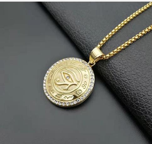 Ancient Egyptian Eye of Horus gold plated titanium steel/stainless steel diamond set pendant The Eye of Horus stylish single pendant