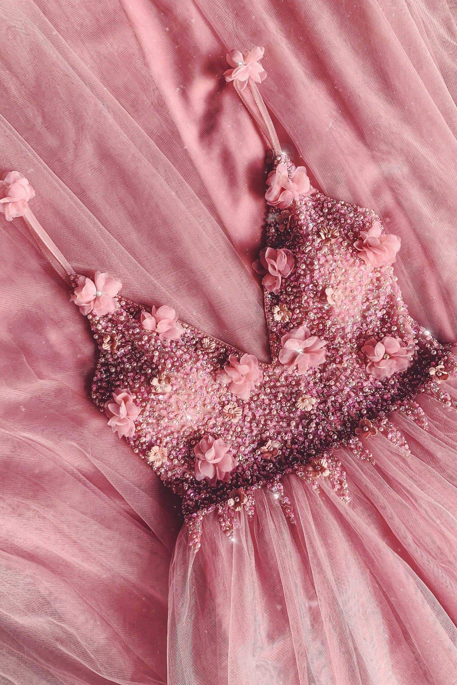 2020 Rosy Evening Dresses V Neck Lace Appliqued Beaded Sleeveless Prom Gown Backless Sweep Train Custom Made Tulle Formal Party Gown