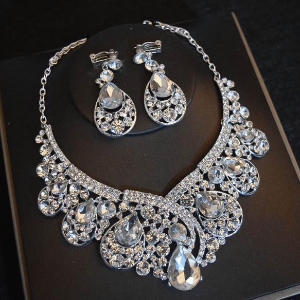 Luxury Beaded Rhinestone Bridal Tiara Necklace Earrings Jewelry 2 Sets Shiny Crystals Wedding Accessories For Wedding Evening Party