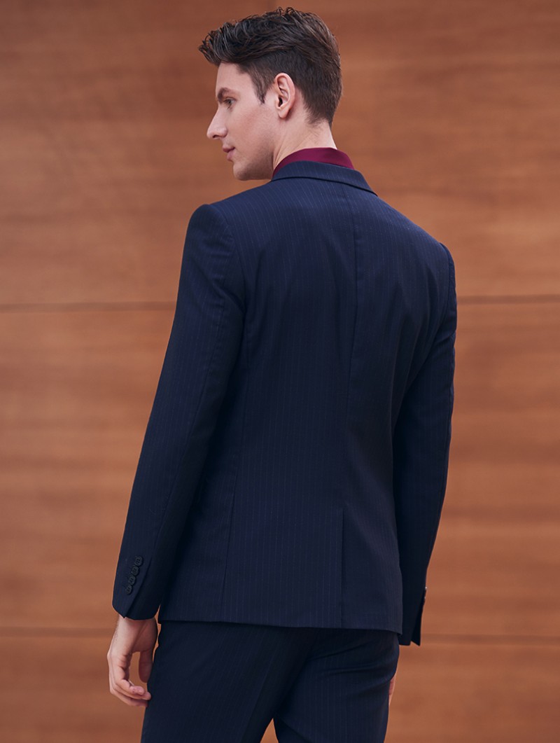 Handsome Men Wedding Suits Pinstripe Two Pieces Peaked Lapel Groom Tuxedos Back Vent Jacket Groomsmen Businessmen Suit