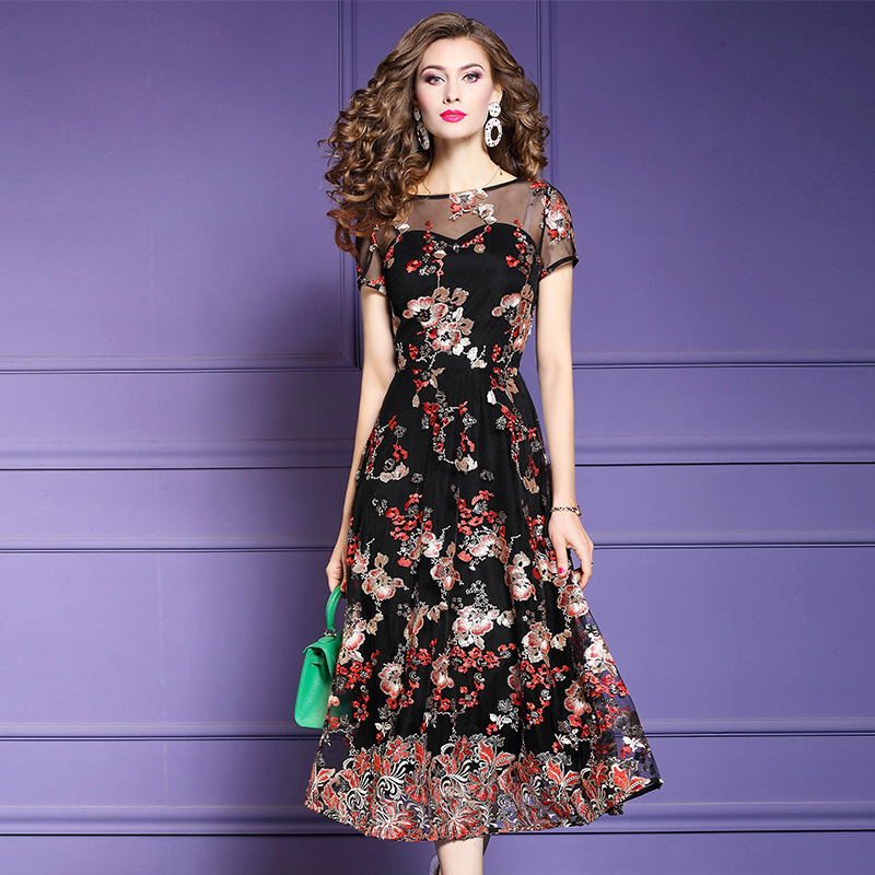 2019 NEW High quality spring summer flower dress Women Embroidery Celebrities Short sleeve Dress 3xl luxury Long party dresses, Black
2019 NEW High quality spring summer flower dress Women Embroidery Celebrities Short sleeve Dress 3xl luxury Long party dresses, Black