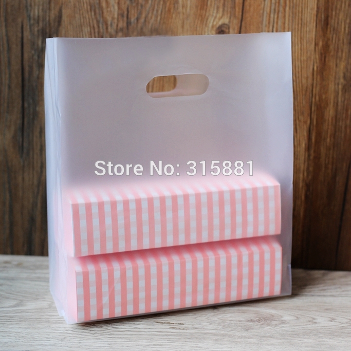 Translucent plastic bags, plastic bags, semi-transparent favor bags for boxes 50pcs/lot
Translucent plastic bags, plastic bags, semi-transparent favor bags for boxes 50pcs/lot