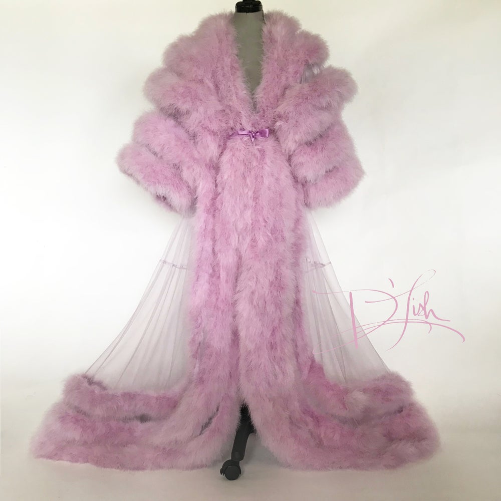 Pink Fur Dressing Gown Lingerie Nightgown Pajamas Sleepwear V Neck Long Sleeve Womens Luxury Dressing Gowns Housecoat Nightwear Lounge Wear
Pink Fur Dressing Gown Lingerie Nightgown Pajamas Sleepwear V Neck Long Sleeve Womens Luxury Dressing Gowns Housecoat Nightwear Lounge Wear