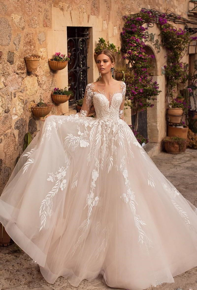 Naviblue 2020 New Wedding Dresses Sheer Neck Long Sleeve Lace Bridal Gowns robe de mariée Middle East Custom Beach Wedding Dress