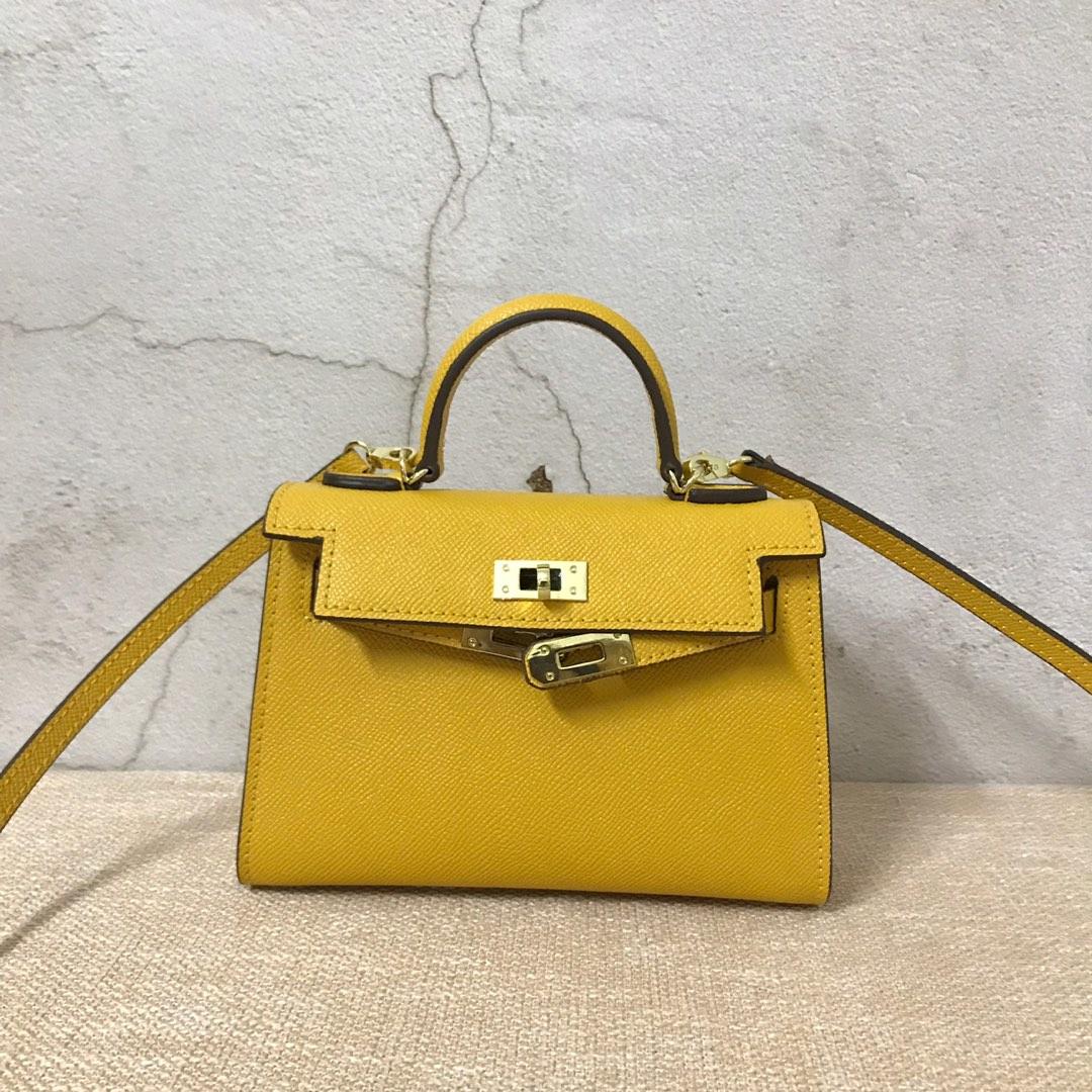 19CM Mini Bag Fashion Bags Women Totes Espom Alligator Genuine leather bags Shoulder Bag With Scarf Horse lady Handbag High Quality, Yellow gold hardware
19CM Mini Bag Fashion Bags Women Totes Espom Alligator Genuine leather bags Shoulder Bag With Scarf Horse lady Handbag High Quality, Yellow gold hardware