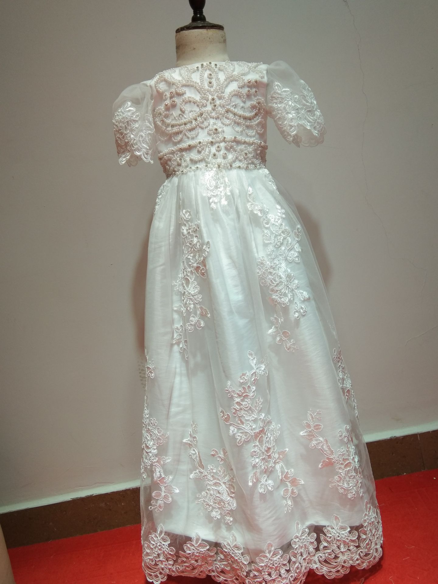 Pearls Lace Christening Gowns For Baby Girls Jewel Neck Lace Appliqued Baptism Dresses First Communication Dress With Bonnet