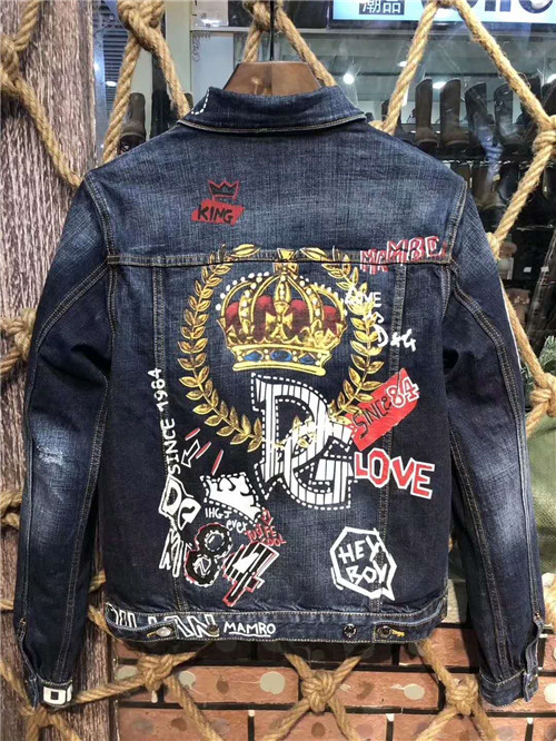 Giacca da uomo in denim di alta qualità con motivo a lettera 3d, giacca da uomo autunno e inverno, Blue
Giacca da uomo in denim di alta qualità con motivo a lettera 3d, giacca da uomo autunno e inverno, Blue