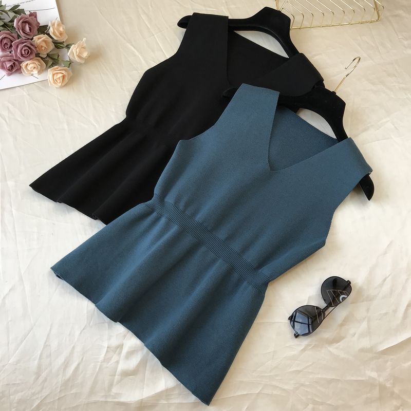 2020 Spring New Slim Waist V-neck Sleeveless Knitted Vest Women Leisure Knitting Tank Top Pullover Shirts, Black
2020 Spring New Slim Waist V-neck Sleeveless Knitted Vest Women Leisure Knitting Tank Top Pullover Shirts, Black