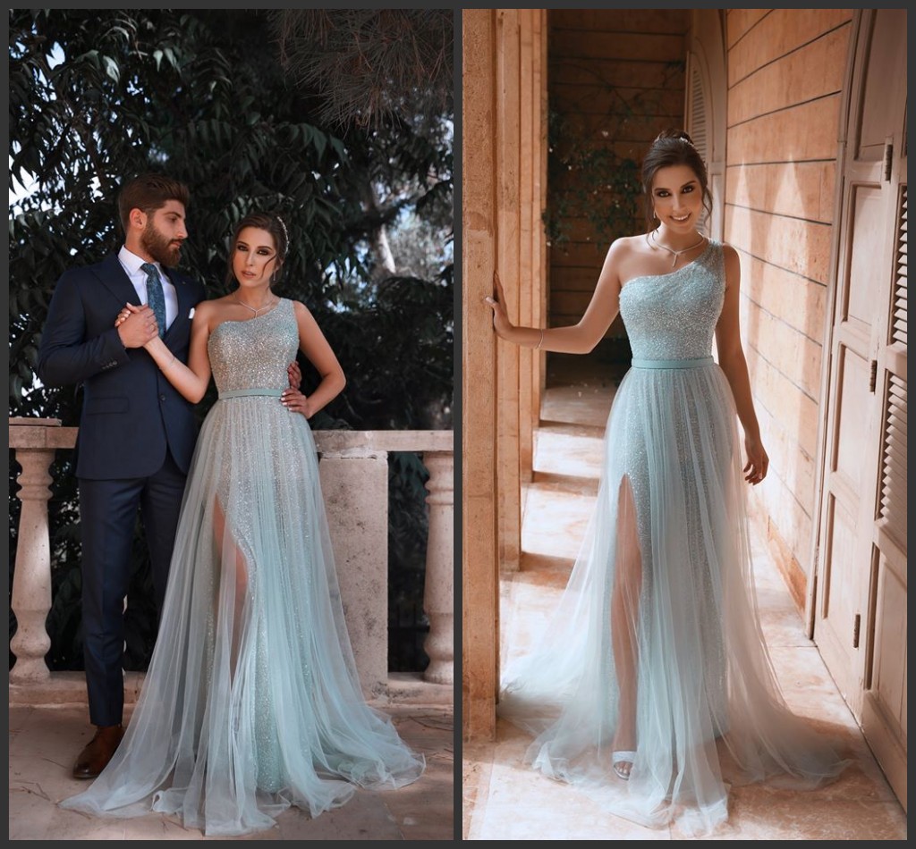 2020 New A Line One Shoulder Elegant Formal Evening Dresses Full Beads Bling party Prom Gowns Long Front Split Evening Gowns, Royal blue
2020 New A Line One Shoulder Elegant Formal Evening Dresses Full Beads Bling party Prom Gowns Long Front Split Evening Gowns, Royal blue