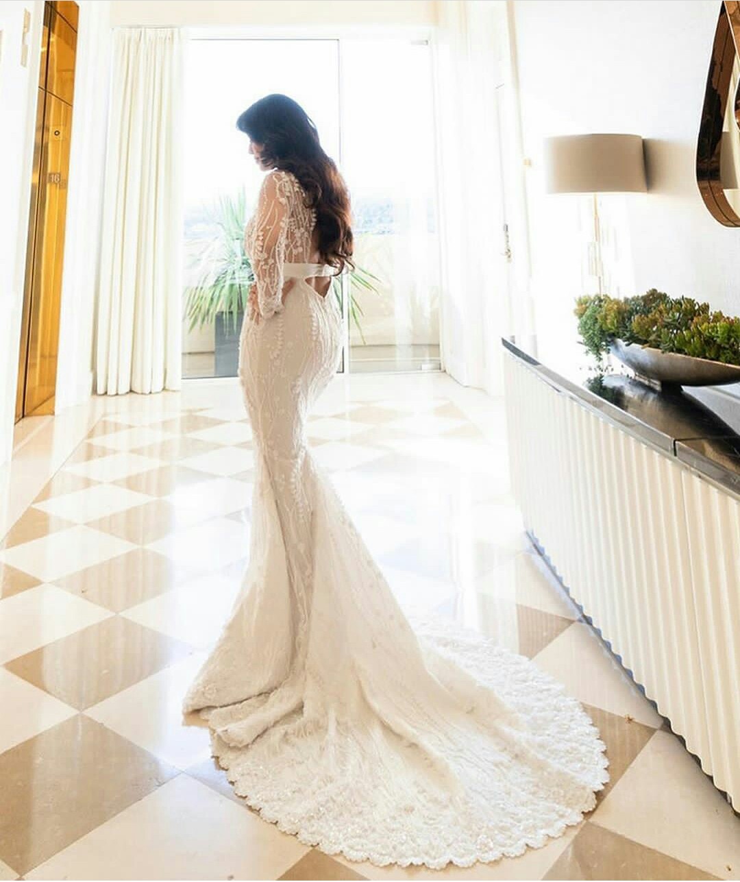 2020 Lace Mermaid Wedding Dresses with Sequins Long Sleeve Bridal Wedding Gowns Illusion Gorgeous vestidos de novia