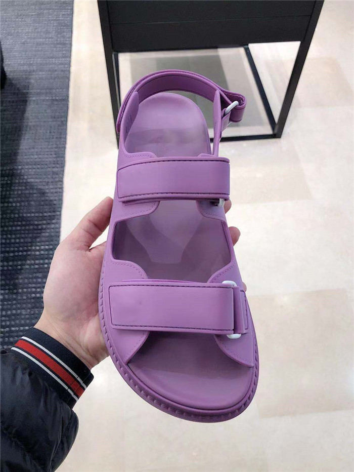 Women Strass Comfrot Sandals Fashion Dad Sandal Spring Collection, Summer Beach Lady's Flattie Size 35-40 with box, Black
Women Strass Comfrot Sandals Fashion Dad Sandal Spring Collection, Summer Beach Lady's Flattie Size 35-40 with box, Black