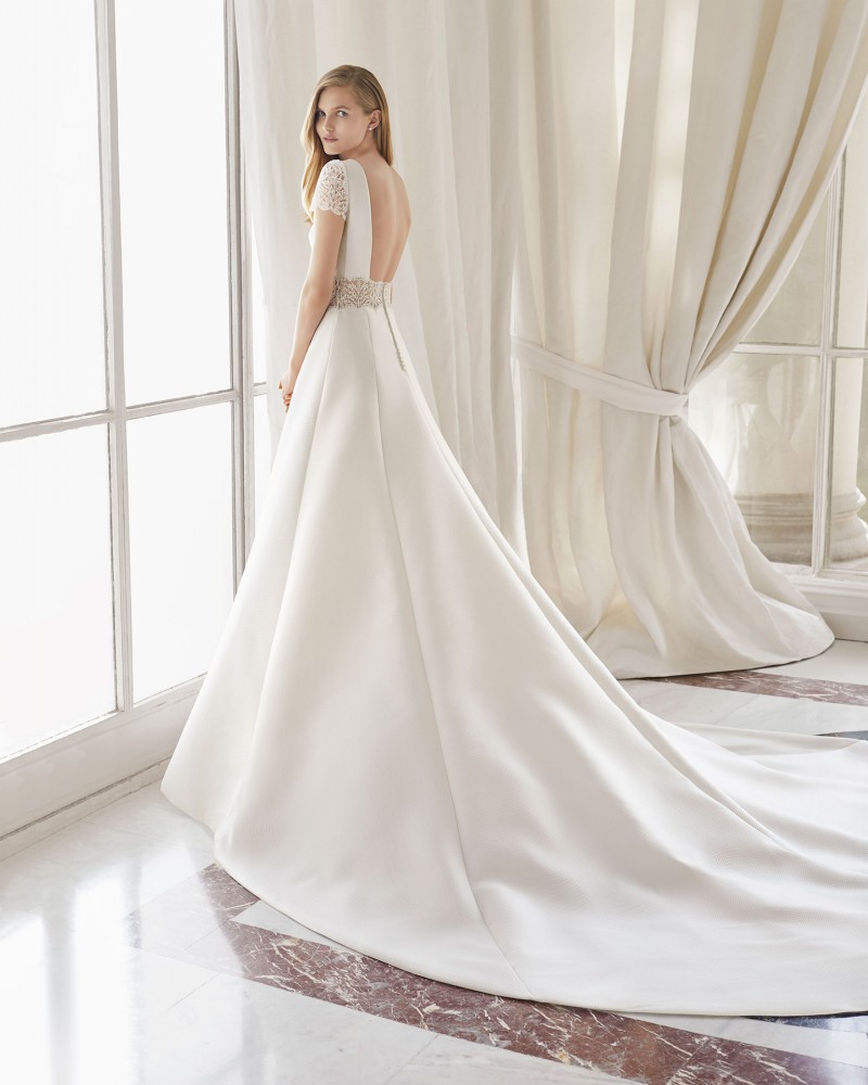 elegant satin wedding dresses short sleeve lace appliqued v neck backless wedding dress sweep train a line bridal gowns