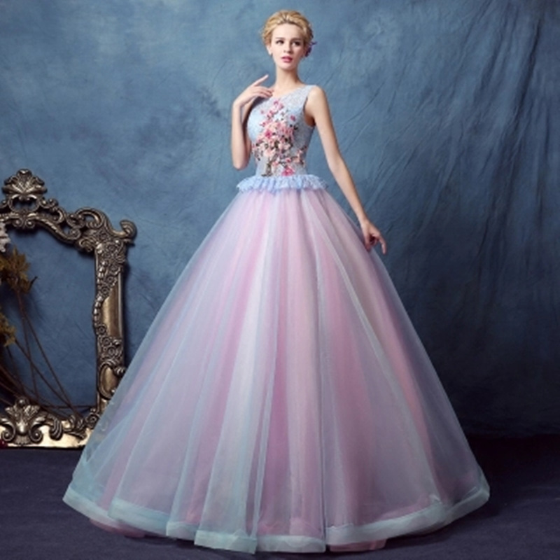 2018 Sexy Princess Lace Embroidrey Ball Gown Quinceanera Dresses Beading Organza Lace Up Sweet 16 Dresses Debutante 15 Year Party Dress BQ87, Same as picture
2018 Sexy Princess Lace Embroidrey Ball Gown Quinceanera Dresses Beading Organza Lace Up Sweet 16 Dresses Debutante 15 Year Party Dress BQ87, Same as picture