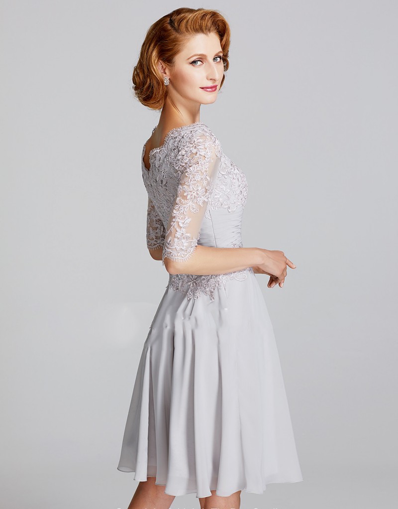 2019 Newest Short Mother of the Bride Dresses Lace Appliqued Chiffon Knee Length 3/4 Long Sleeve Mothers Dresses Cheap Wedding Guest Dress