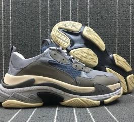 Designer-sic Triple S Plate-forme Casual Shoes Increase Bottom Designer Dad Shoes Women Male des chaussures, Black
Designer-sic Triple S Plate-forme Casual Shoes Increase Bottom Designer Dad Shoes Women Male des chaussures, Black