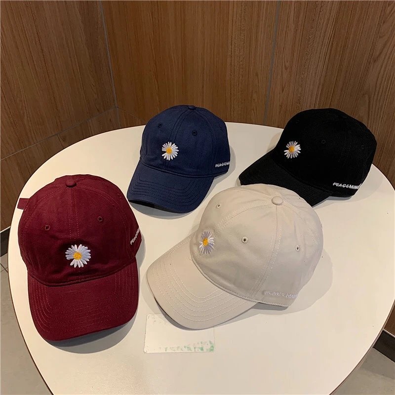 Daisy Fashion Designer Hat Street Baseball Cap Ball Caps for Mens Woman Adjustable Brand Hat Beanies Dome Highly Quality1