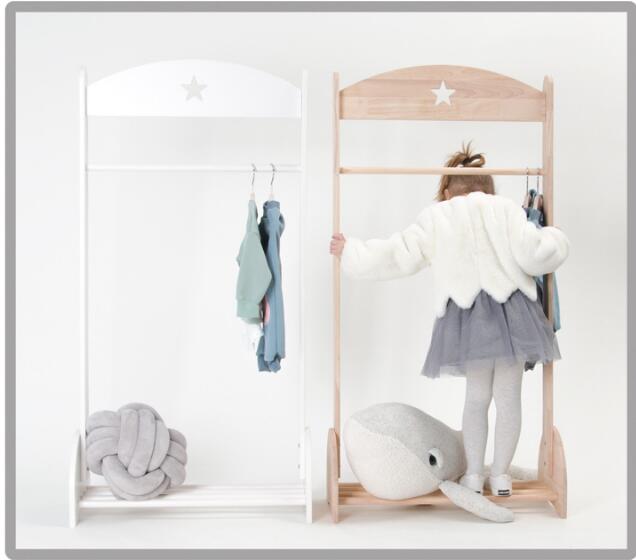 Nordic style Children Cabinets decoration solid wood landing star hanger children's clothing rack mother and baby shop shooting props